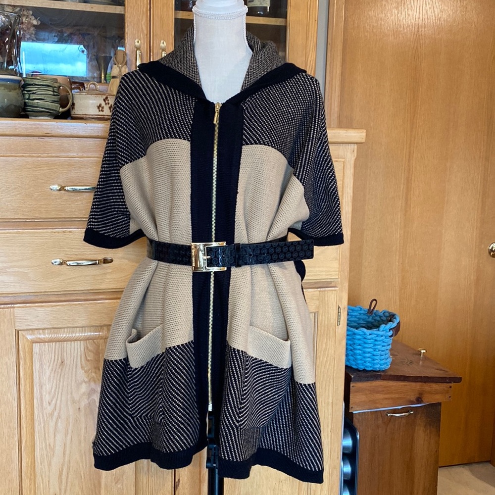 Gorgeous Hooded PONCHO! 🔥HOT ITEM🔥 KASPER Spacious L /XL Womens NEW! 🍁🎄